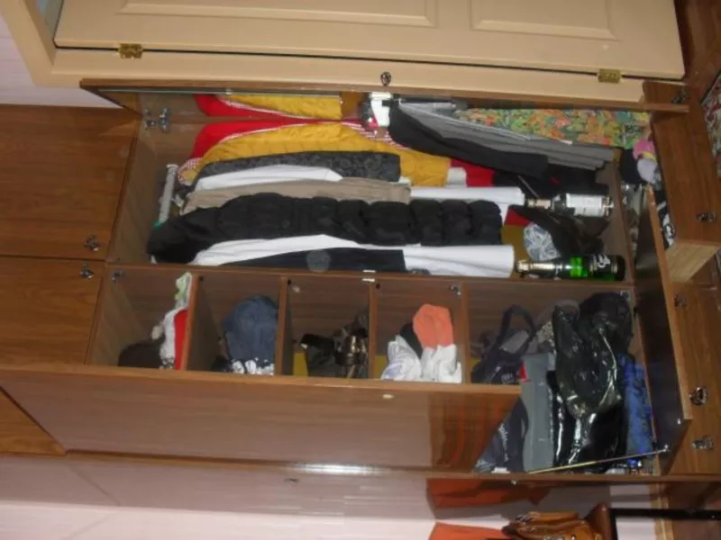 шкаф для одежды  б, у  в хорошем состоянии 